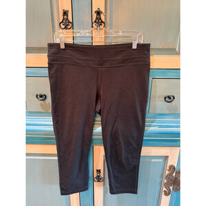 Women's Ideology Black Cotton-Blend Capri Leggings Size L